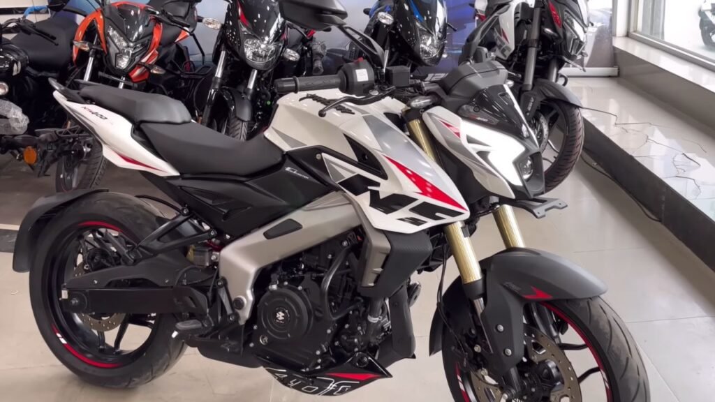 2025 Bajaj Pulsar NS400Z UG